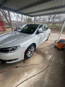 2015 Chrysler 200s