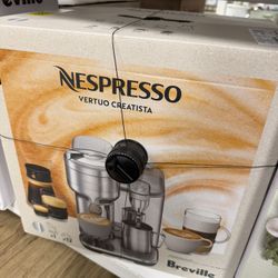 Nespresso Vertuo Creatista 