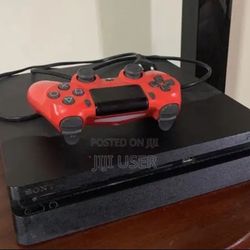 PS4 Slim