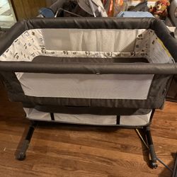 Bassinet Co-sleeper