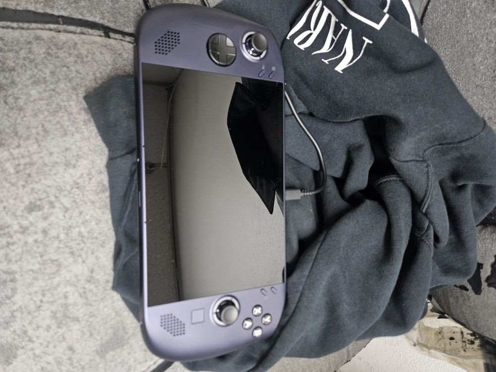 Lenovo Legion Go S Z1 Extreme "Steam OS"