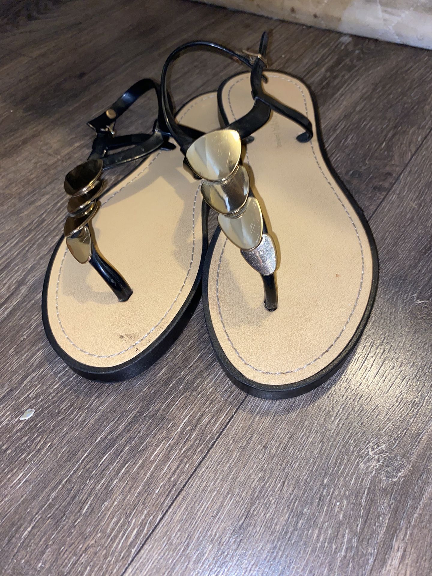 Sandles