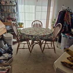  Round Glass Top Dining Table