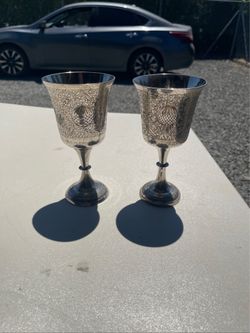 VTG . Pair of silver goblets cups