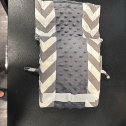 Itzy Ritzy Wrap Infant Car Seat Handle Cushion