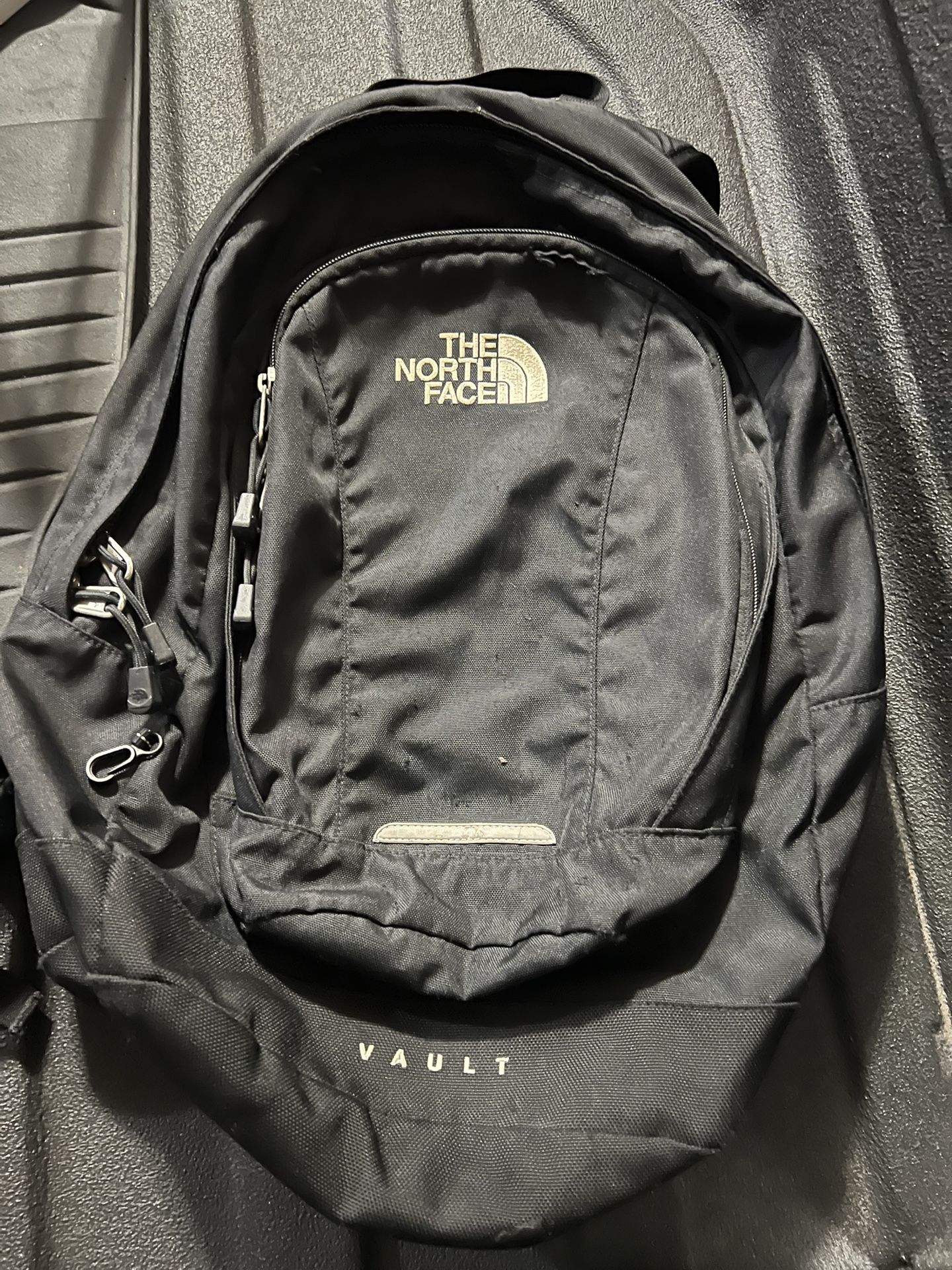 The North Face Vault Black Backpack School Hiking Travel Bag