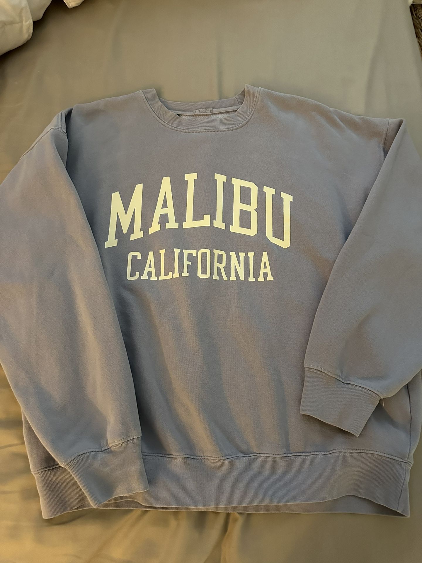 Brandy Melville Malibu California crewneck sweatshirt