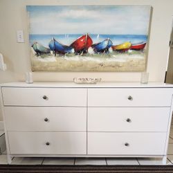 SOLID WOOD DRESSER EXCELLENT CONDITION DELIVERY AVAILABLE