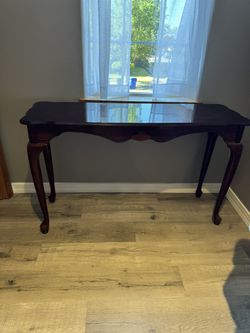 Entrance Table