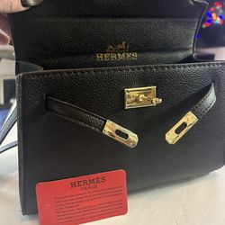 Hermes Kelly Like New