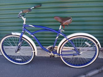 Huffy beach cruiser.