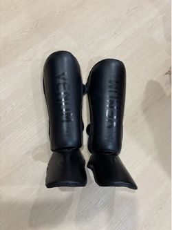 Venum Challenger size large