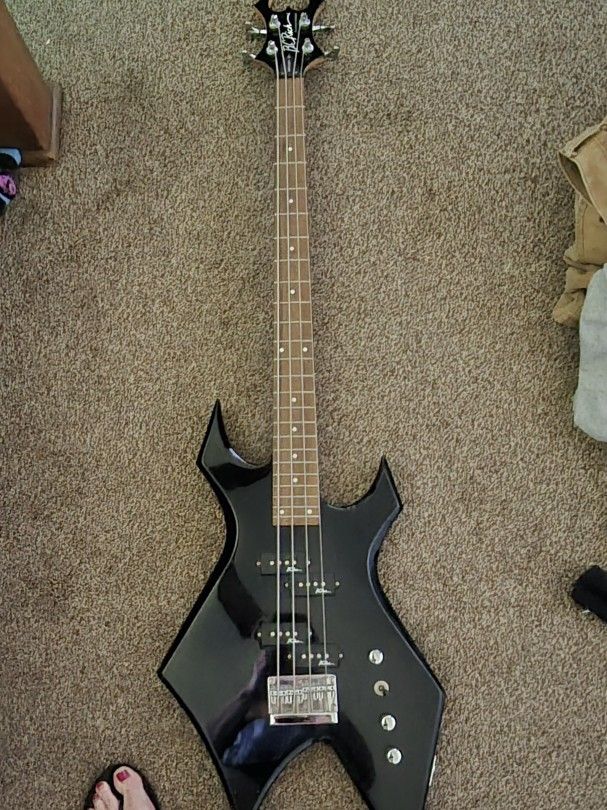 Electric Bass Guitar