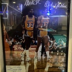 L.A. Lakers “Magic Johnson” “Kareem” Signed 11x14 Photo