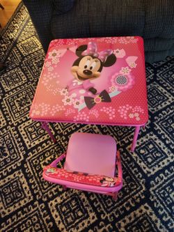 Minnie Mouse Table and Chair