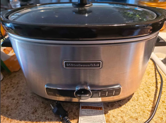 KitchenAid 6-Quart Slow Cooker with Solid Glass Lid. $30.00 Cash! (Victorville Ca)