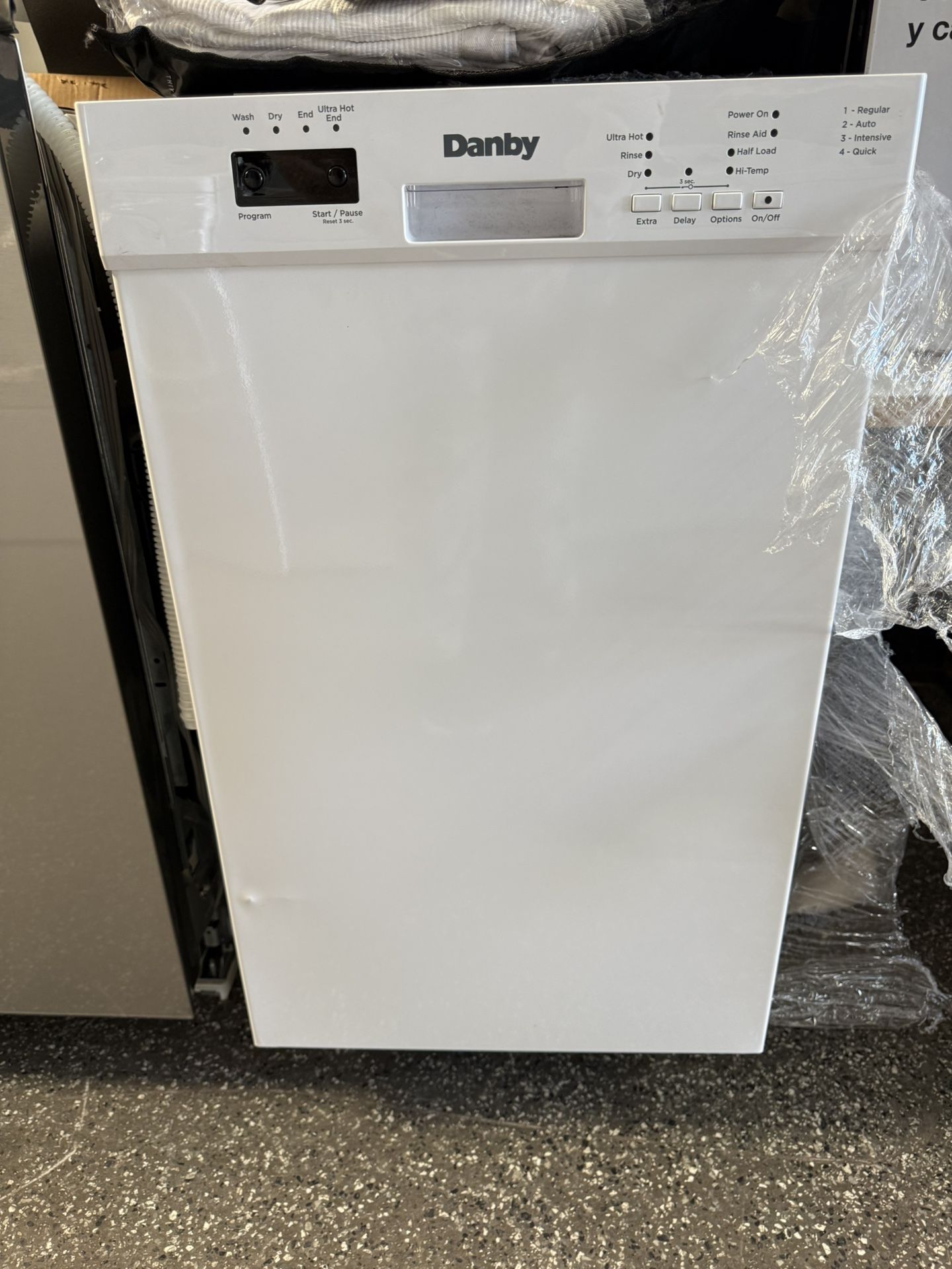 Danby 18 inch Front Control Built-in Dishwasher