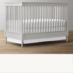 Luxury Crib With converter