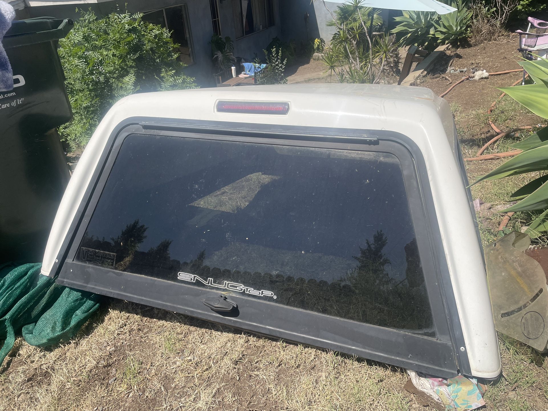 Snugtop Camper Shell