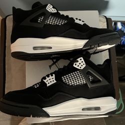 Air Jordan 4 White Thunder Size 9M Brand new