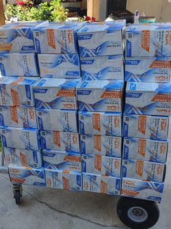 HDX tall Kitchen 13 gallon trash bags....1 box 1$5 or 2 boxes $25..firm on price... brand new...first come first served... selling fast..