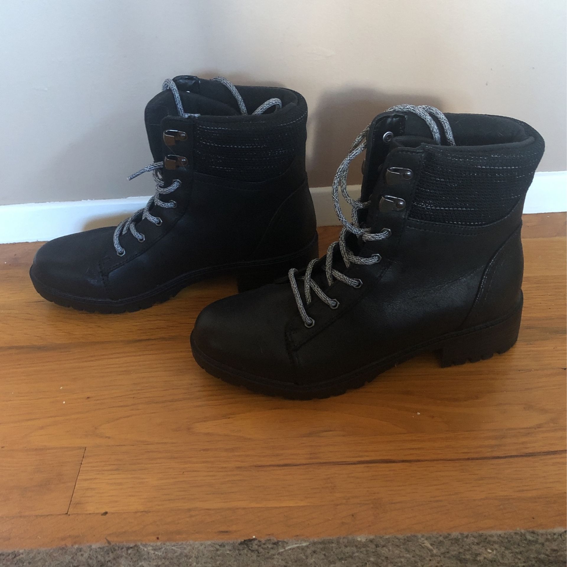 Women’s Black Boots.