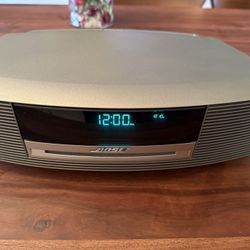 Vintage BOSE Wave Radio II