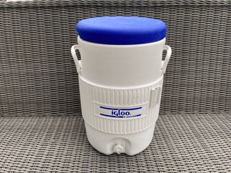 5-Gallon Igloo Beverage Cooler
