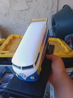 Hot wheels VW bus