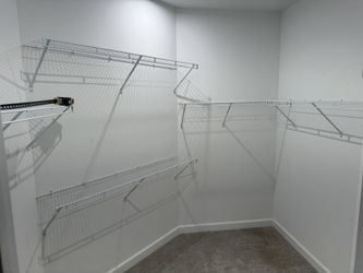 Closetmaid Wire Shelf Kit (5)