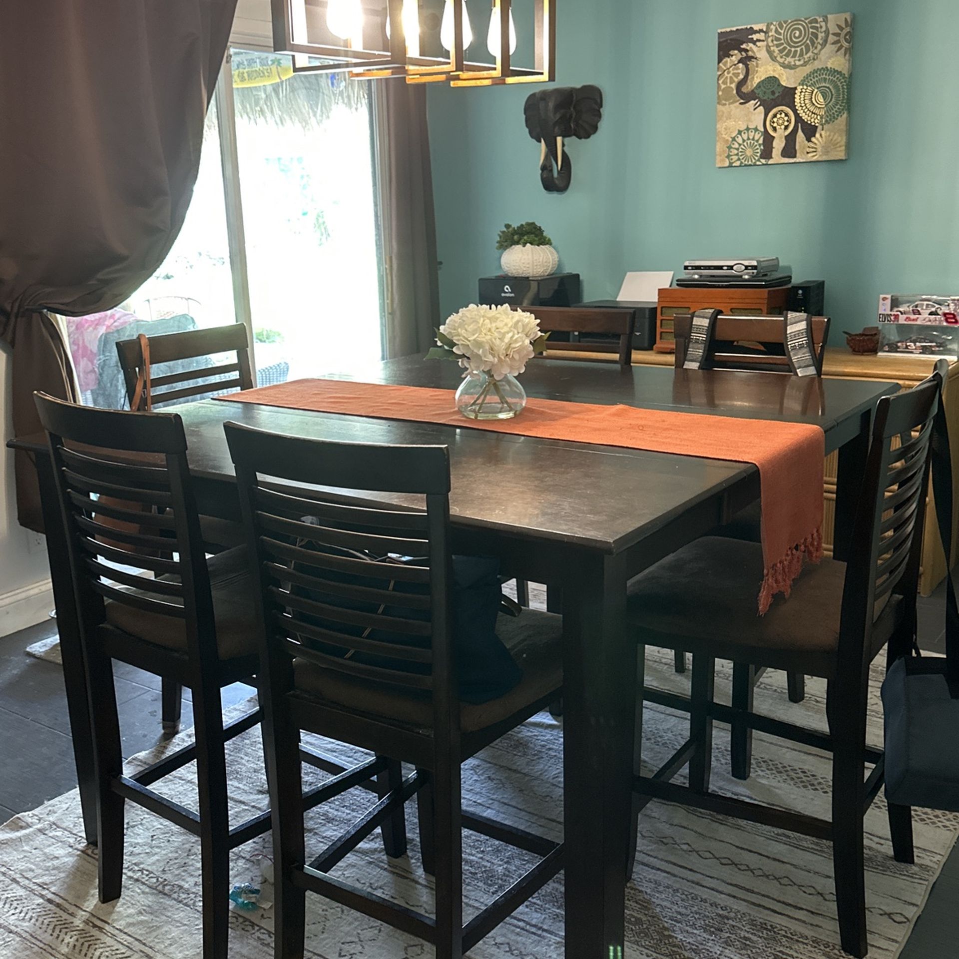 Kitchen Table And Chairs