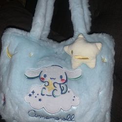 Sanrio Hello Kitty Cinnamon Roll Plush Bag