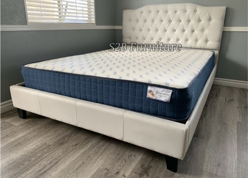 Queen Size White Button W Orthopedic Matres!!!!