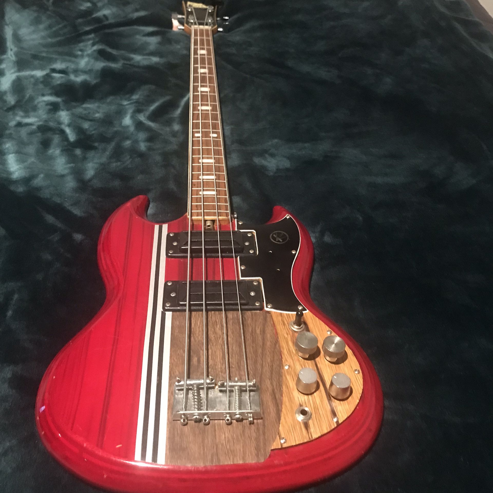 Vintage Bass Guitar Kay K2B SG Style 1960s-70’s Trade?