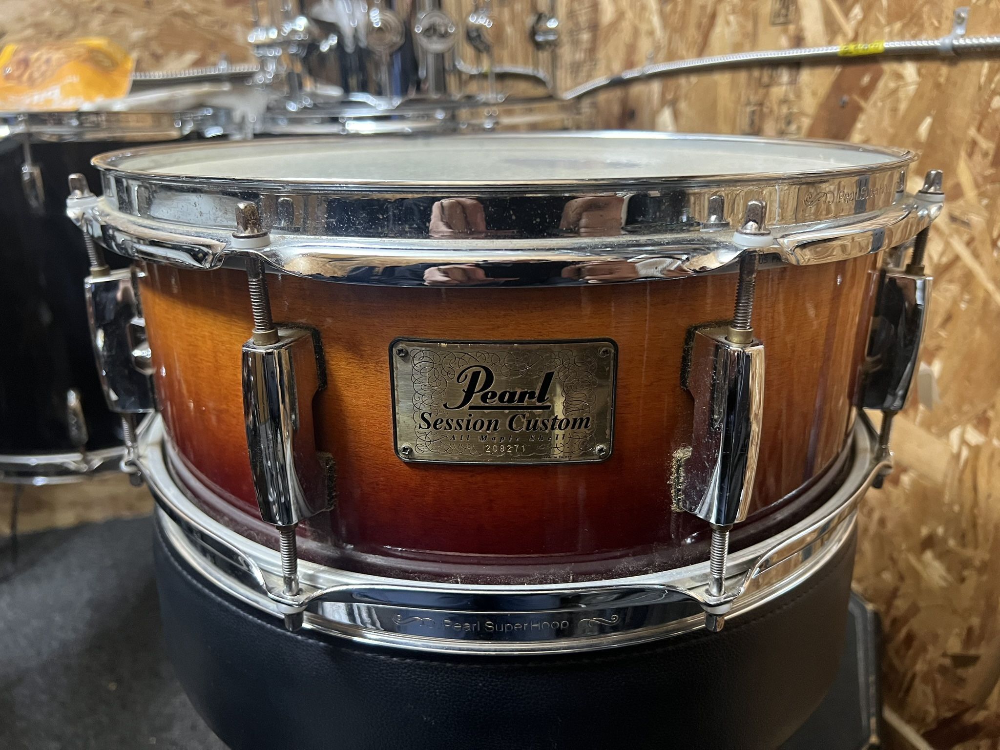 Pearl Session Custom Snare 14x5.5 230 OBO