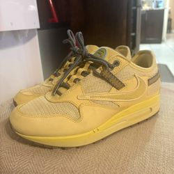 Travis Scott Size 8 Used