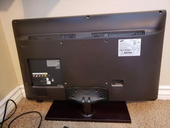 Samsung Tv 30 Inch for Sale in Los Angeles, CA - OfferUp