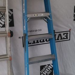 Step Ladder