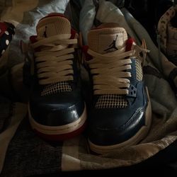 Jordan 4 Messy Room