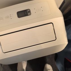 Portable Ac , Has 3 Modes. Cool, Dry And Fan . High And Low Settings Doesn't Need To Drain Water Or Anything And Works Wonderfully