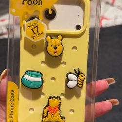 Winnie The Pooh iPhone 17 Pro Max 
