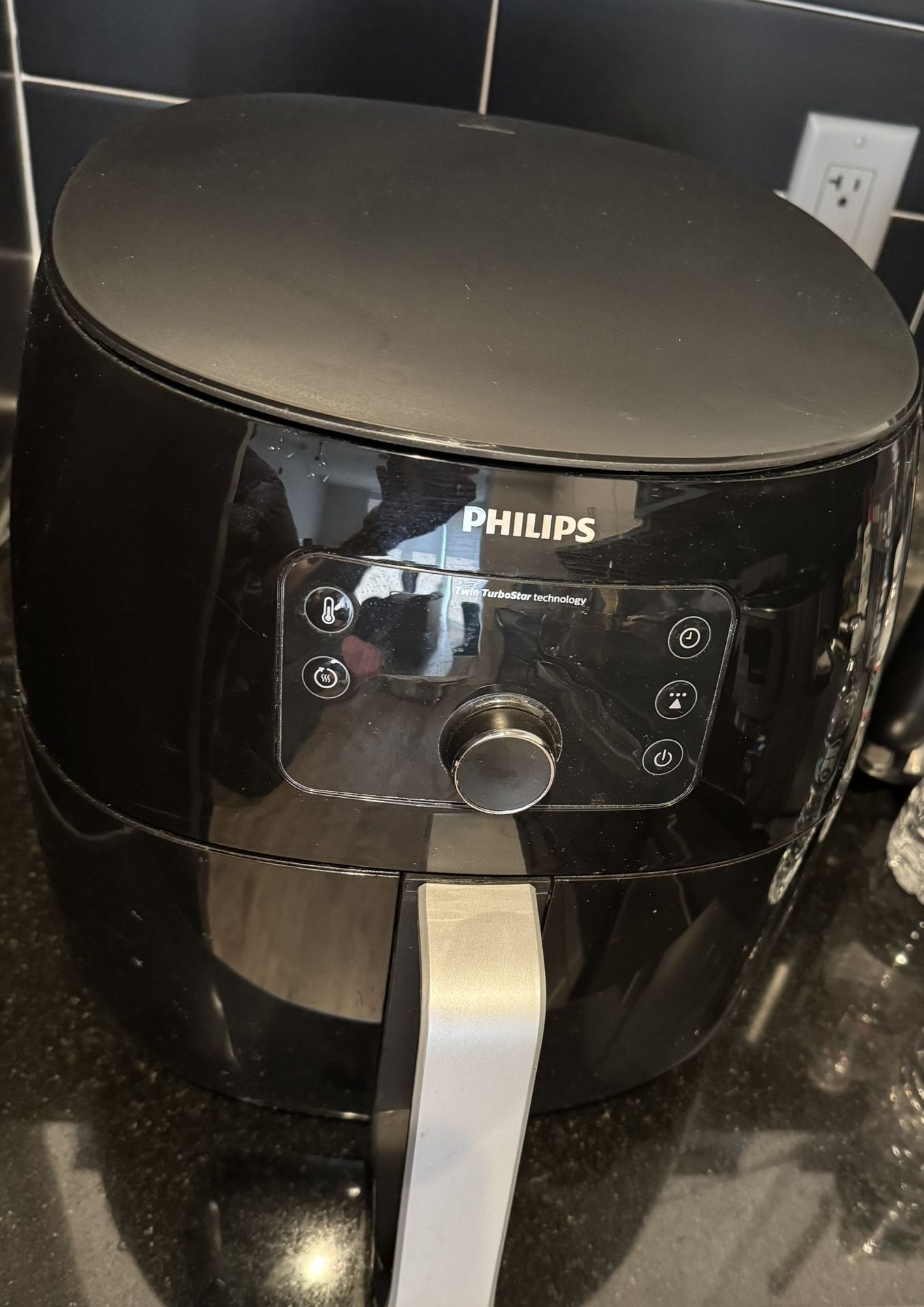 Philips Airfryer- Rarely used