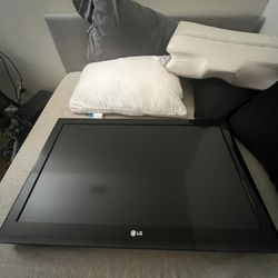 35 Inch LG LED TV 