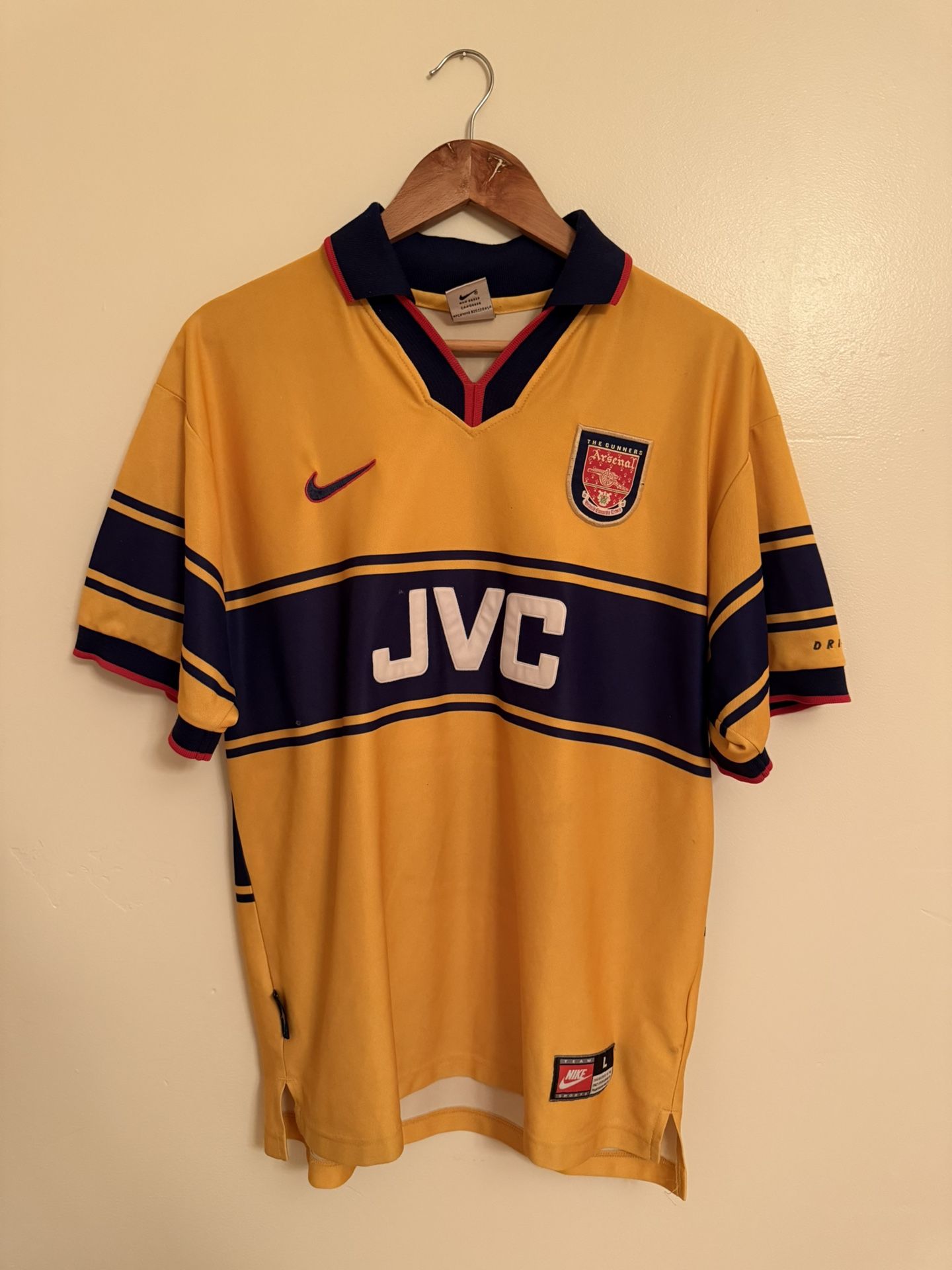 Vintage Arsenal 1996/97 Jersey