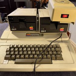 2 Apple Plus Pc