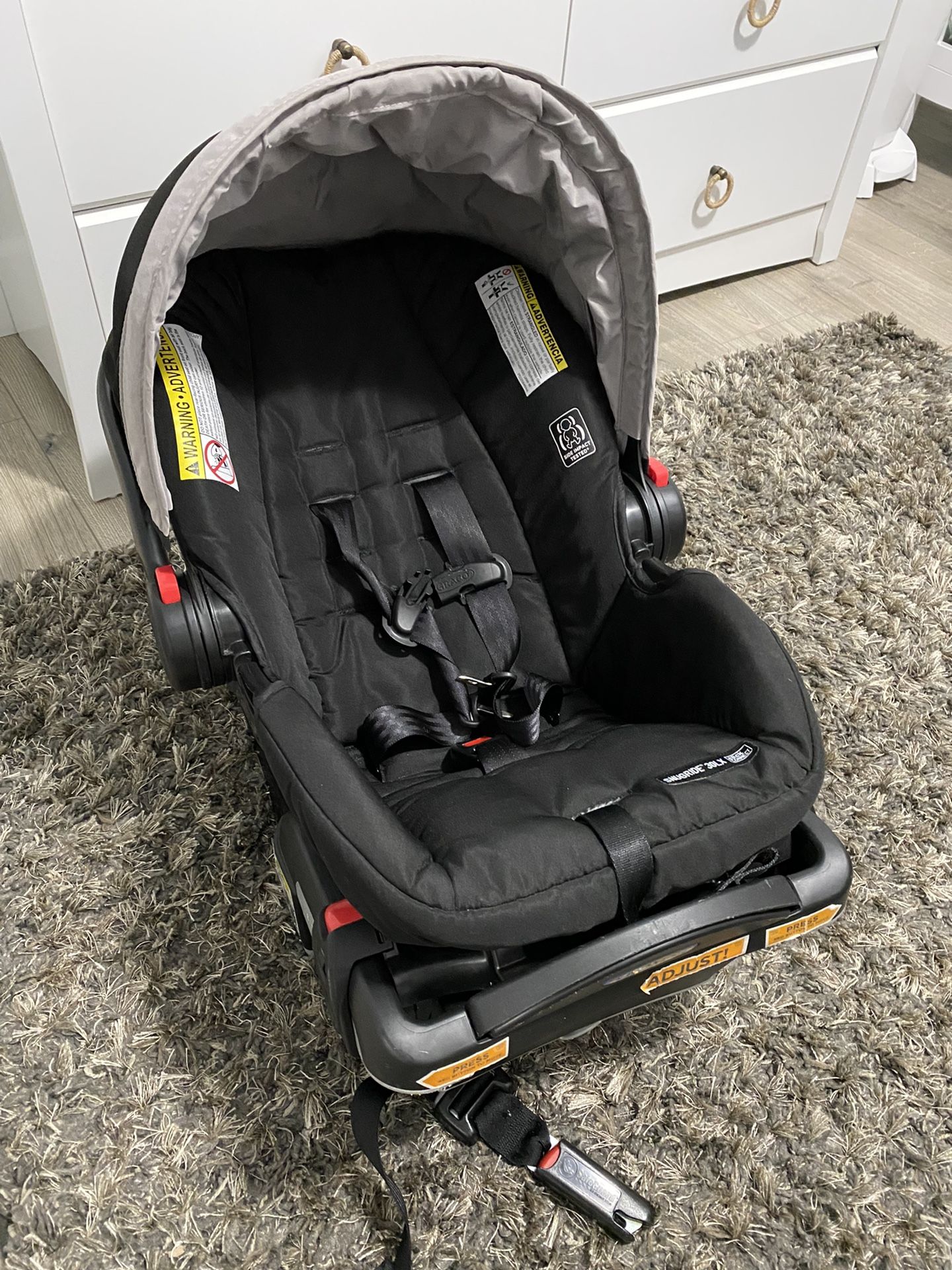 Graco Snugride 30LX Infant Car seat