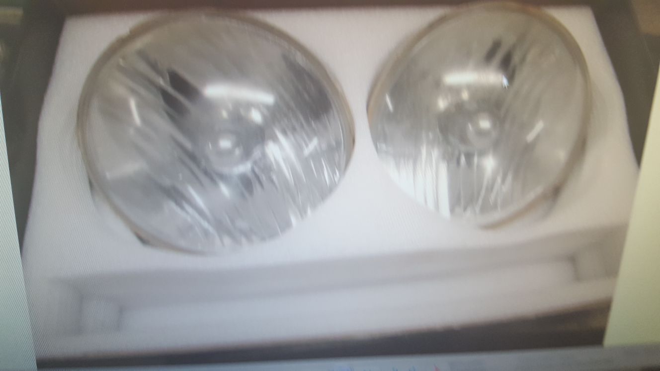 Jeep wrangler stock fog lights and headlights