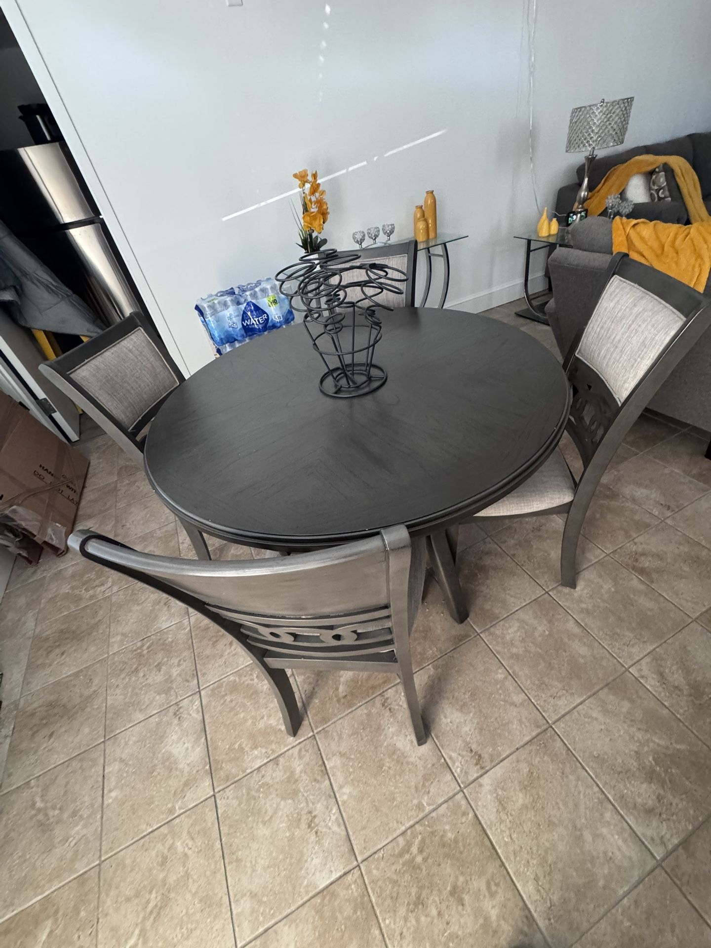 Dining Table And Chairs 