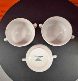 🔥 Williams Sonoma White Double-Handled Soup Bowls - Set of 3