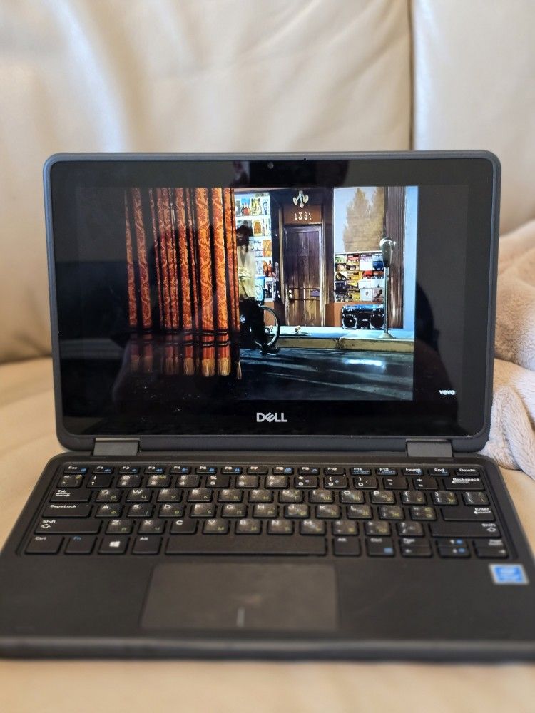 Dell 2in1 Latitude 3190 Laptop Flip Touchscreen Office Activated